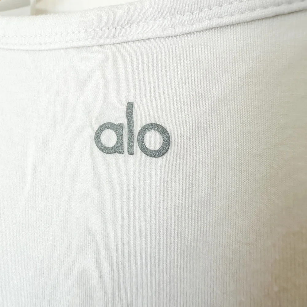 ALO Yoga stylish white